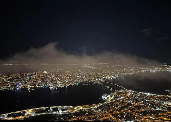 Quarto em Acomodações Particulares & Cozy Private In The Heart Of